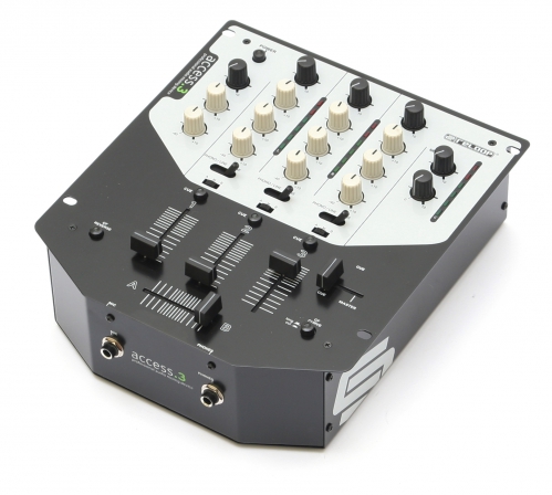 Reloop-Access-3-mikser-DJ