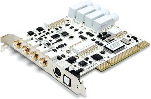 ESI Juli@ interfejs audio na PCI o 4 wej�ciach i 4 wyj�ciach (2 x stereo)