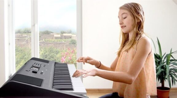 YAMAHA PSR-EW300 – KEYBOARD O WIĘKSZYCH MOŻLIWOŚCIACH