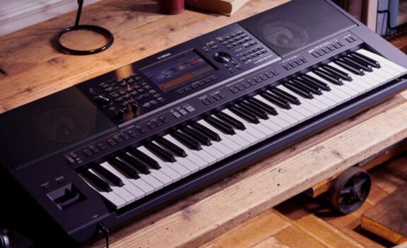 YAMAHA PSR-SX900 WORKSTATION