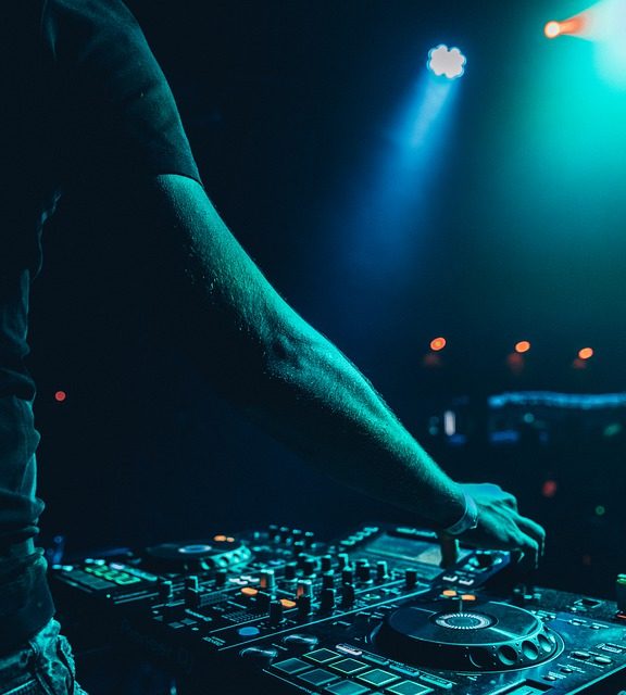Miksery DJ – Filtry dolno i górnoprzepustowe w mikserach DJ