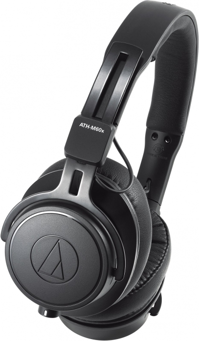 Audio Technica ATH-M60X (38 Ohm) suchawki zamknite