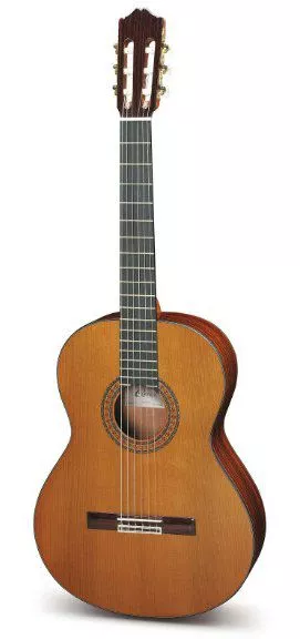 Cuenca 40 R Cedro gitara klasyczna - WYPRZEDAŻ Cuenca 40 R Cedro gitara klasyczna - WYPRZEDAŻ