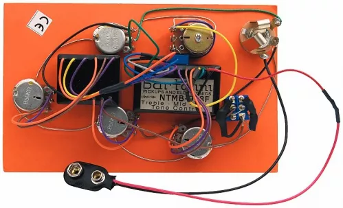 Bartolini HR-5.4/918 - Pre-Wired Active Preamp, 3-Band EQ Bartolini HR-5.4/918 - Pre-Wired Active Preamp, 3-Band EQ