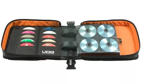 UDG SlingBag 258 CD black / orange inside UDG SlingBag 258 CD black / orange inside