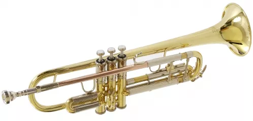 Bach TR-501D tr±bka Bb, lakierowana (z futerałem) Bach TR-501D tr±bka Bb, lakierowana (z futerałem)