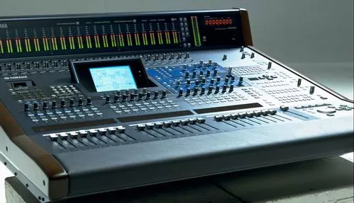 Yamaha DM2000VCM mikser cyfrowy Yamaha DM2000VCM mikser cyfrowy