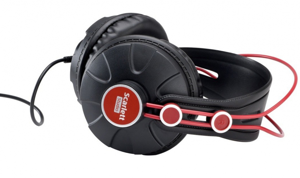 Focusrite Scarlett Solo Studio Pack kompletny zestaw nagraniowy