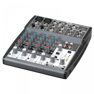 Behringer Xenyx 802 mikser