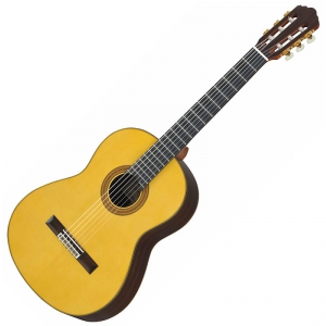 Yamaha GC 32S gitara klasyczna, lity świerk