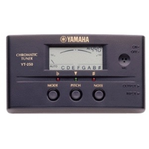 Yamaha YT 250 tuner chromatyczny