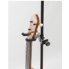 K&M 15590 wieszak na ukulele do statywu mikrofonowego