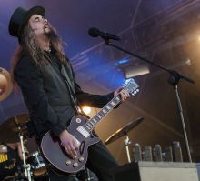 Na czym gra Hunter? Wideo wywiad z legend metalu.